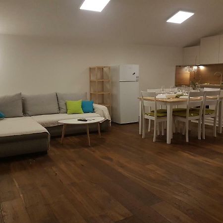Miran Odmor U Srcu Pule! Apartman Iva 60M2. Pula Exterior foto