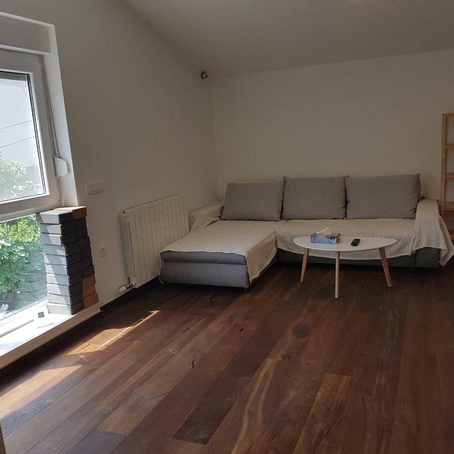 Miran Odmor U Srcu Pule! Apartman Iva 60M2. Pula Exterior foto