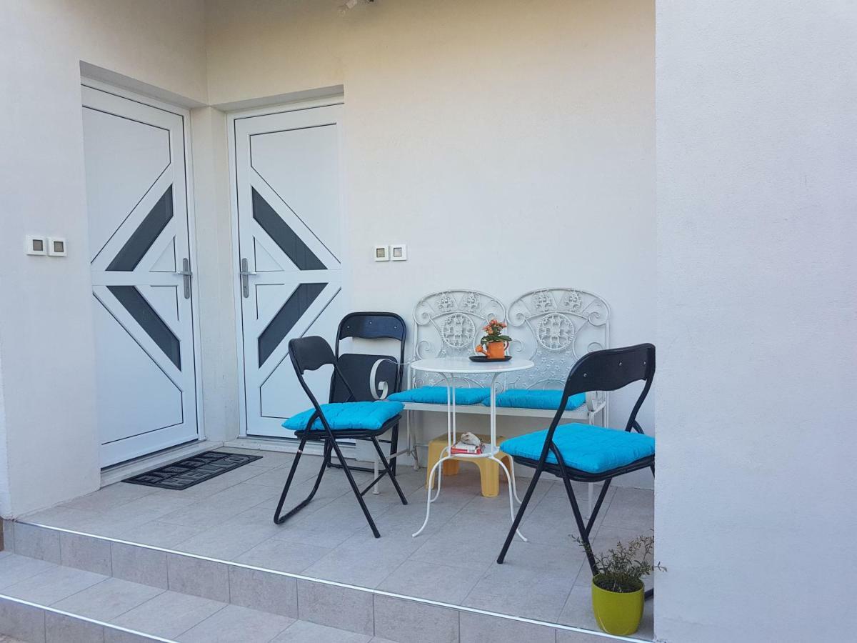Miran Odmor U Srcu Pule! Apartman Iva 60M2. Pula Exterior foto